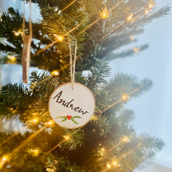 Custom Christmas ornaments 🎄 - Picture 7 of 7